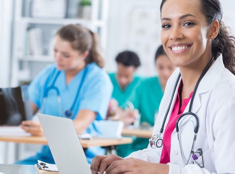 دراسة الطب في مصر اليك الدليل الشامل