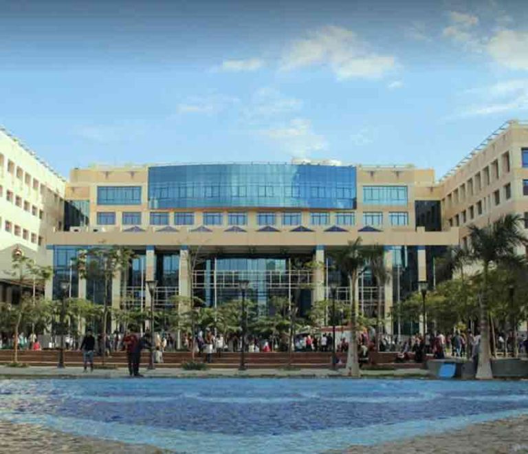 جامعة 6 أكتوبر.. الريادة في التعليم الجامعي الخاص بمصر