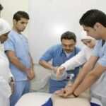 نظام الدراسة في كليات الطب في مصر للوافدين ساعات أم تقليدي؟