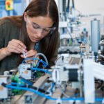 الفرق بين هندسة الميكاترونكس والهندسة الطبية في مصر