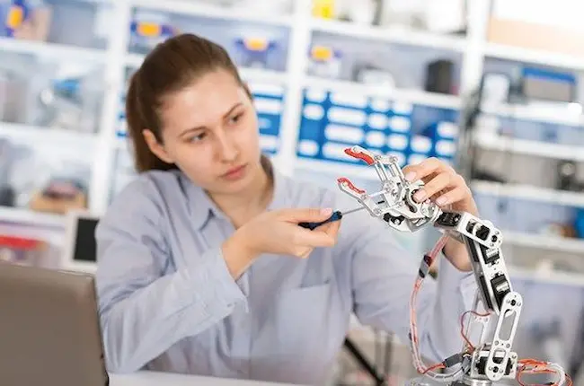 أفضل الجامعات لدراسة ماجستير الهندسة الحيوية في مصر للوافدين