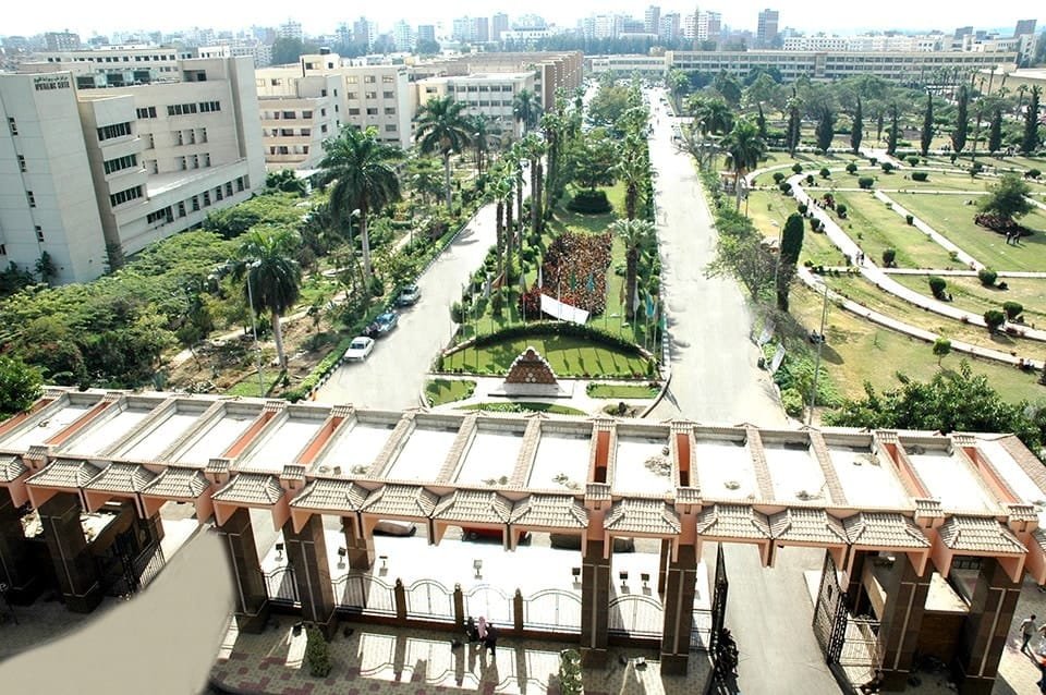 مميزات الدراسة في جامعة المنصورة للوافدين