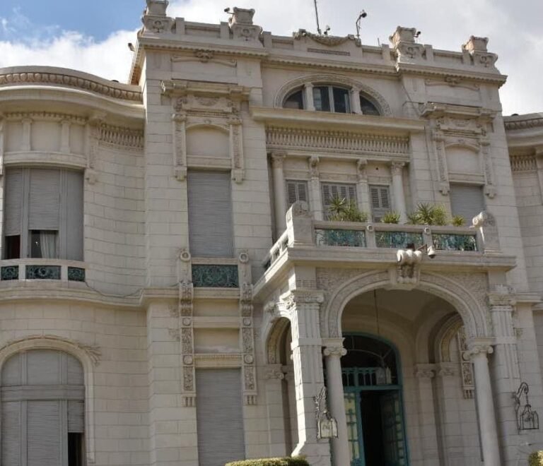 ما بين الماجستير الأكاديمي والماجستير المهني في الجامعات المصرية.. أيهما أفضل؟