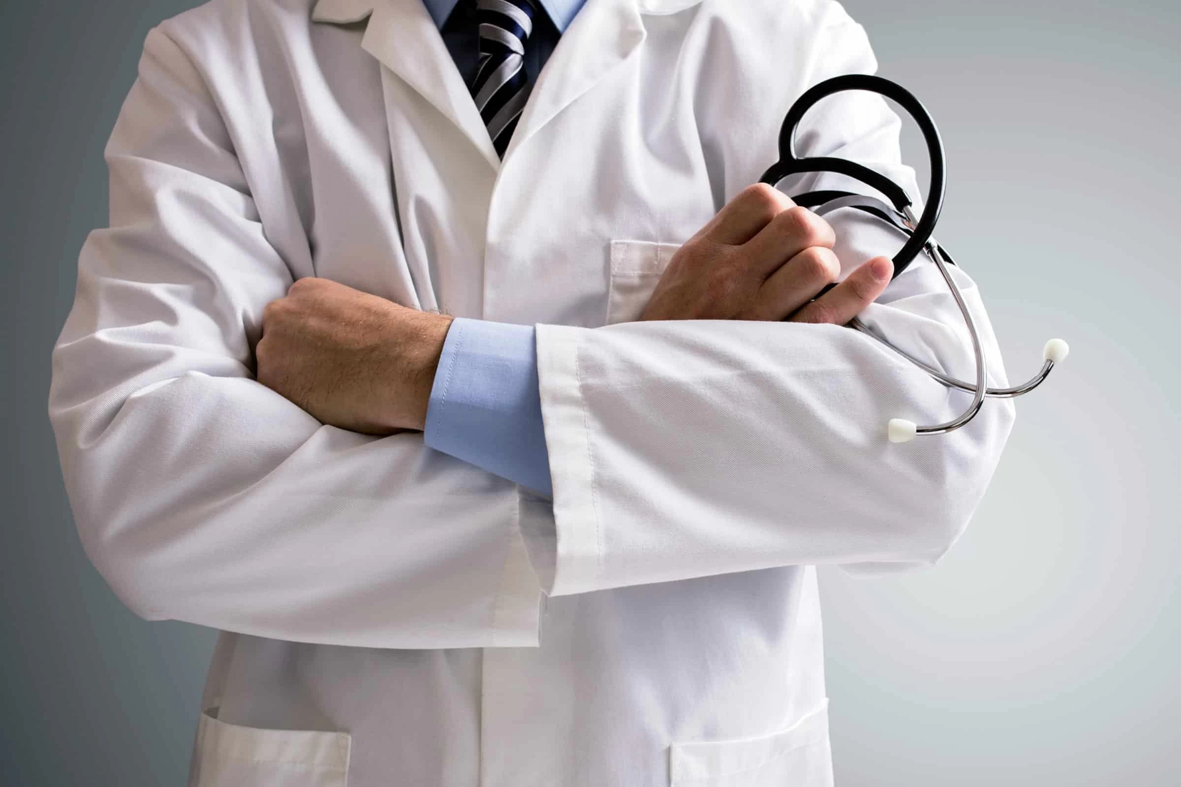 تخصصات الدكتوراه في الطب بمصر