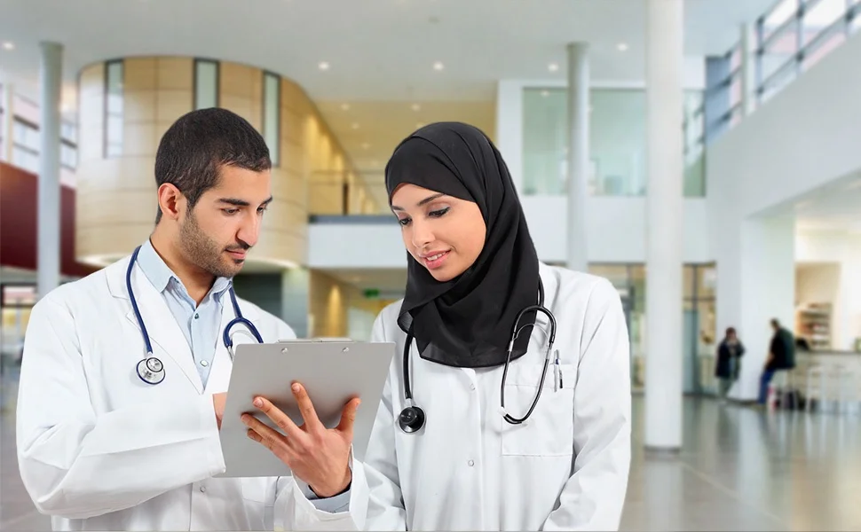 دراسة الطب بعد التمريض