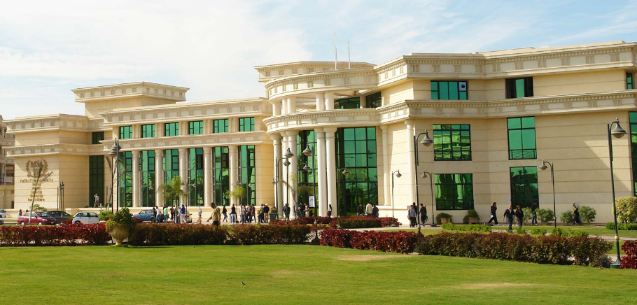 الجامعات الخاصة المعتمدة في مصر
