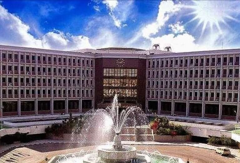 أفضل الجامعات المصرية لدراسة الطب والهندسة 2026