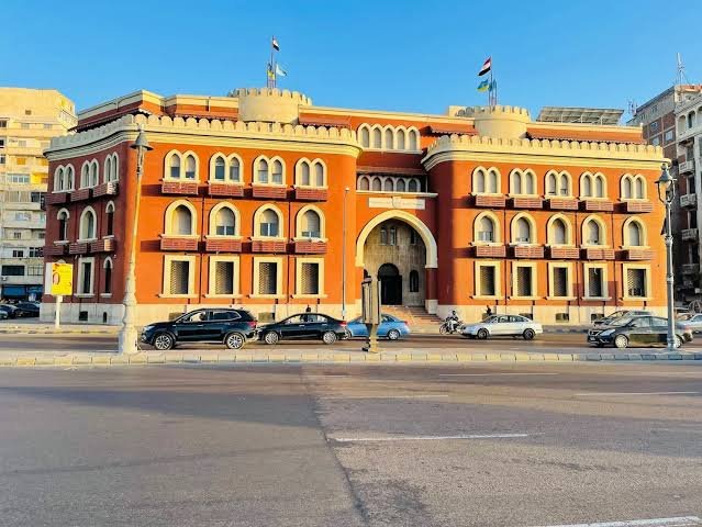 الجامعات المصرية المعتمدة في دولة الإمارات
